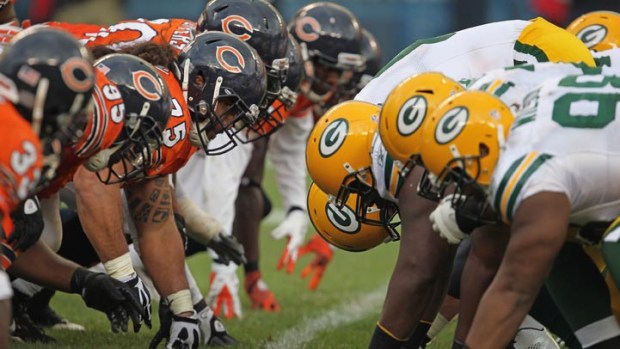 Bears, Packers Face Off Ryder Cup-Style