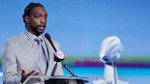 Charles Tillman Honored to be Payton Award Finalist