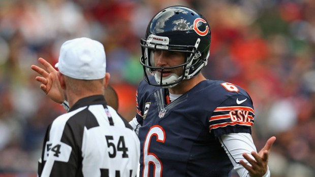 Cutler Has Run-In With a Replacement Ref