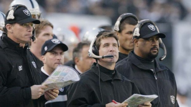 Trestman Smart to Stay Out of Raiders' Super Bowl Controversy