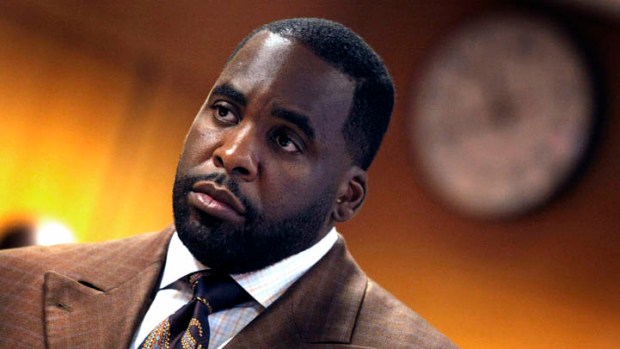 Fake Kwame Kilpatrick Stands Up For Blago