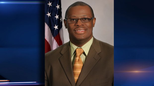 Democrats Rally Around Accused Bribe-Taker