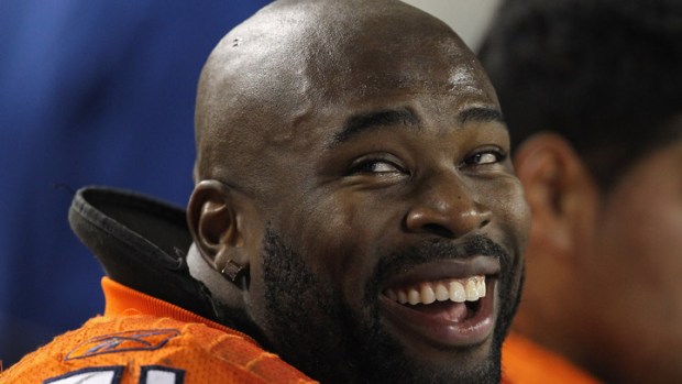 Israel Idonije's Restaurant Gets Sacked
