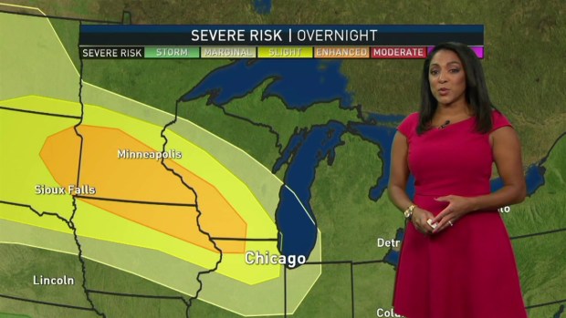 Thunderstorm watches, warnings hit Chicago area
