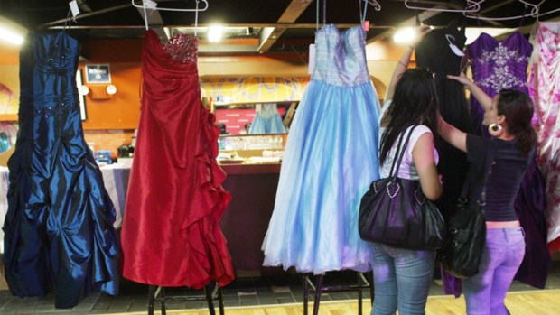 Local Boutique Gives CPS Girls Prom Fairytale