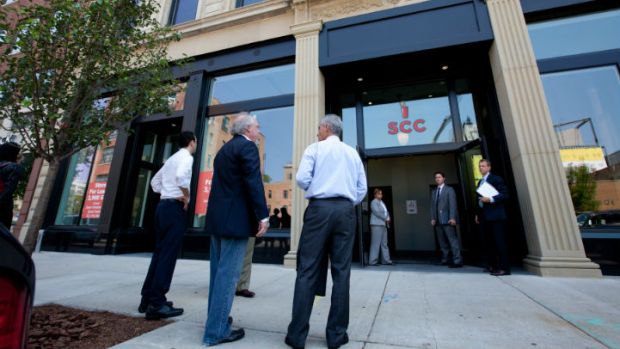 Rahm Visits Restored Holden Block