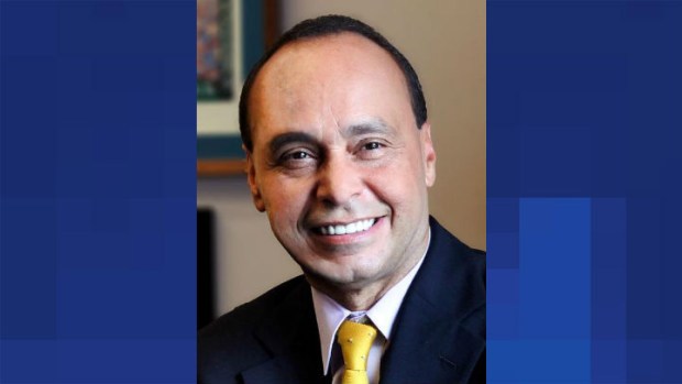 Luis V. Gutierrez 