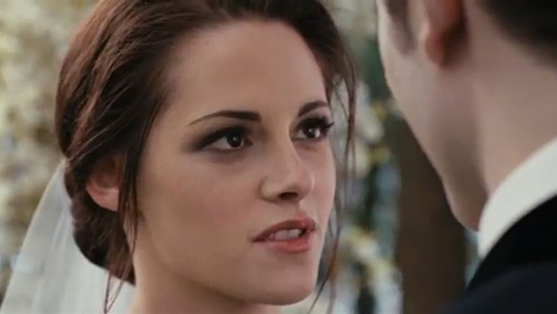 "Twilight Breaking Dawn Pt. 1" Trailer Bodes Ill for Honeymoon Headboards