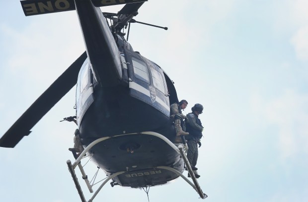 [NATL-CHI] Manhunt, Lockdown Continues in Fox Lake