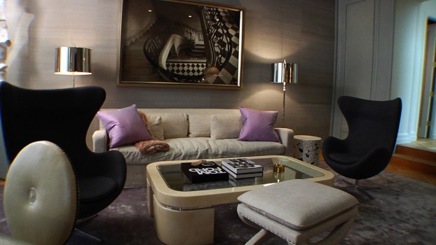Designer Living: Classic and Serene Interiors
