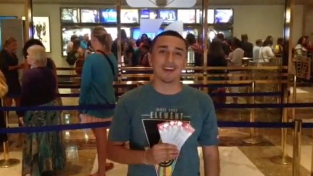 Meet Miguel Cedillo: Kelly Clarkson Super Fan 2012