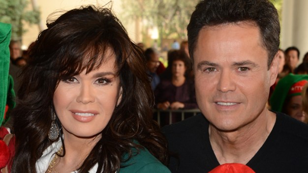 Donny & Marie Osmond Have A Wonderful Christmas