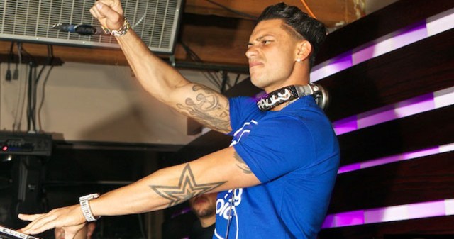DJ Pauly D Spins Through Chicago