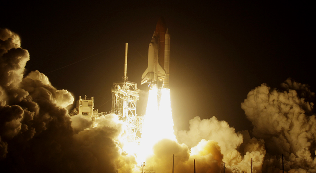 Shuttle Discovery Launch