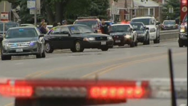 Manhunt For Bank Robber in Oak Lawn