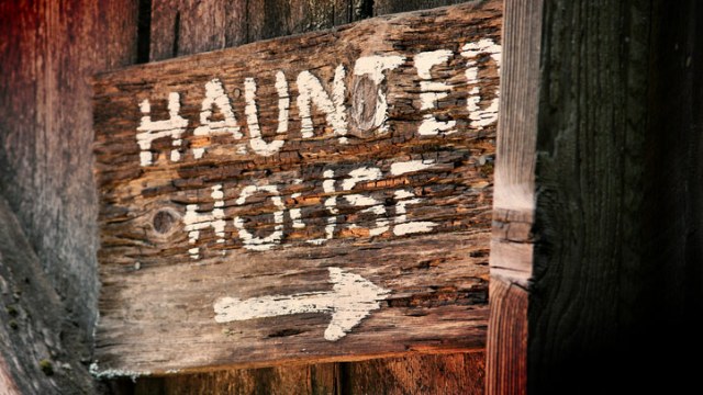 Chicagoland's Haunted Houses and Attractions