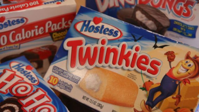 Twinkies Fly Off Shelves in Chicago Area