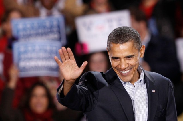PHOTOS: President Obama Appears at Chicago Rally