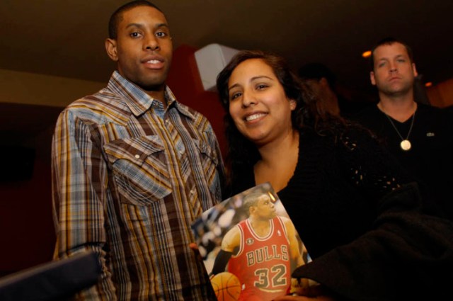 Bulls' C.J. Watson Meets, Greets Fans