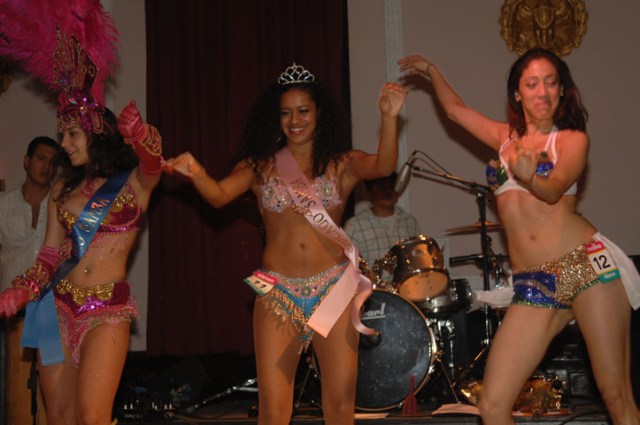 PHOTOS: Chicago Queen of Samba 2011