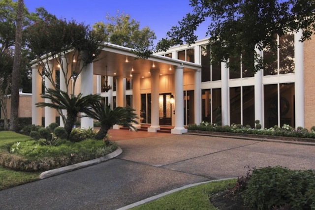 Beyonce's Mom Lists in Houston