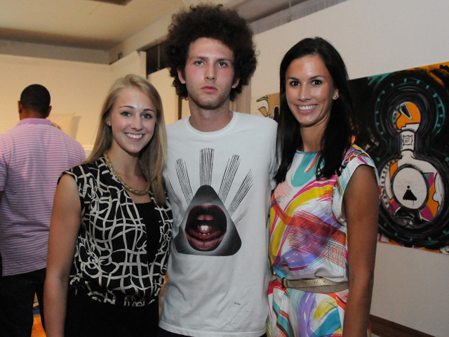 PHOTOS: Funky Fashion at the Pop-Up Loft