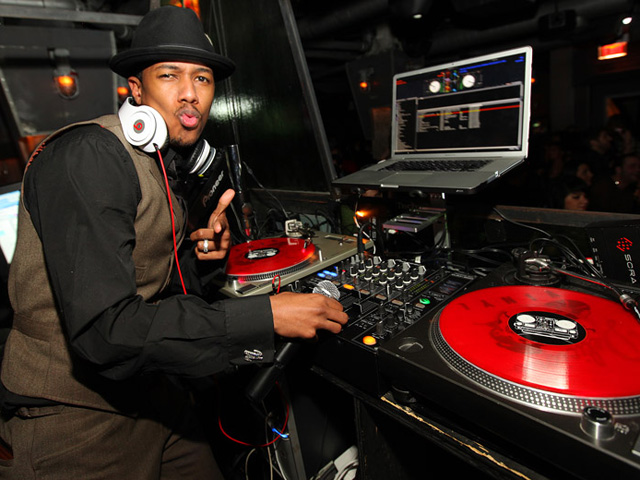 Nick Cannon Rocks The Underground