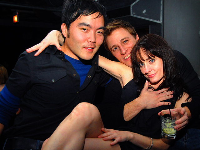 About Last Night: Throwin' Down at Underground