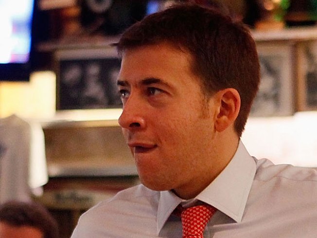 Giannoulias Releases Ad to Combat Failed Bank Questions