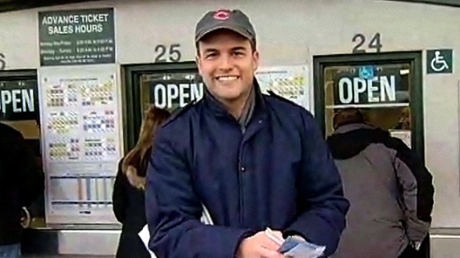 Hopeful Cubs fans, including a soon-to-be-mayor, showed up at Wrigley for tickets.