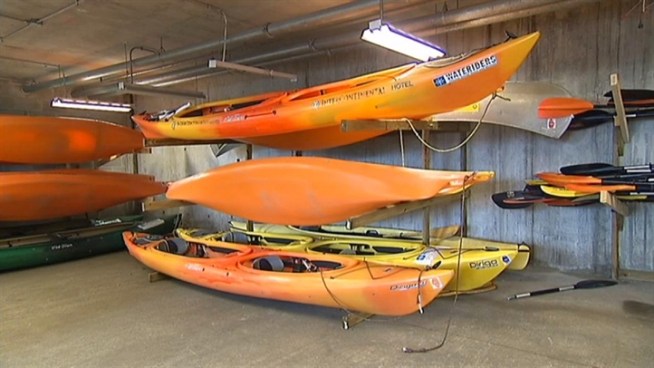 Kayakers on the Chicago River enjoyed a calm and beautiful day on Monday, but it was quite a different story a day earlier for dozens of people who were out on the water and got caught in a storm. Sharon Wright reports.