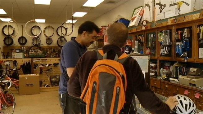 http://media.nbcbayarea.com/images/5PPKGSMALLBUSINESSSATURDAY_7483261_722x406_2170896732.jpg