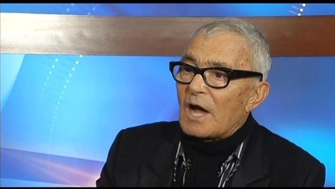 Vidal Sassoon is credited with the 