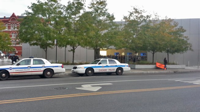 To combat thefts of the new iPhone, authorities say they've already begun ramping up their patrols. Kim Vatis reports.