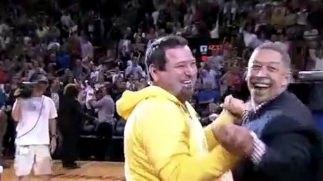 http://media.nbcbayarea.com/images/CarmexLebronJamesHalfCourtHero_722x406_16515651841.jpg