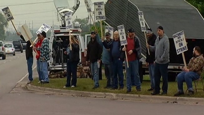 Hundreds of machinist workers at Joliet's Caterpillar facility went on strike Tuesday morning after turning down a proposed contract they say offered no pay raise and more expensive health benefits. NBC Chicago reporter Lauren Petty has the story.