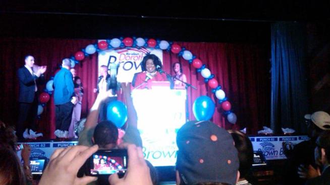 http://media.nbcbayarea.com/images/DorothyBrowntakesthestagep1_722x406_2213129821.jpg