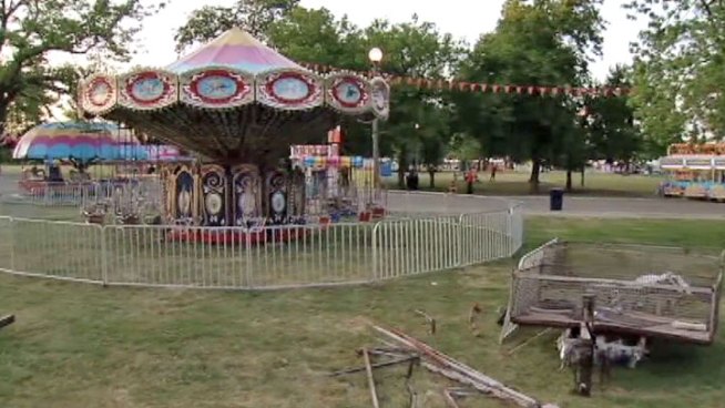 Just two hours after the gates opened Thursday night for the 30th annual event, Chicago police closed the fest, informing sponsors that they had not filed the proper paperwork and insurance guarantees with the Chicago Park District.