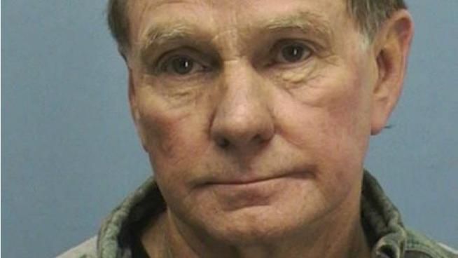 Man, 68, faces charges for reportedly trying to drug a Siberian Husky during a dog show in Wheaton.