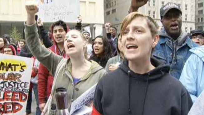 NBC5 Sharon Wright reports on the Trayvon Martin rally held in Daley Plaza along with new developments in the story.