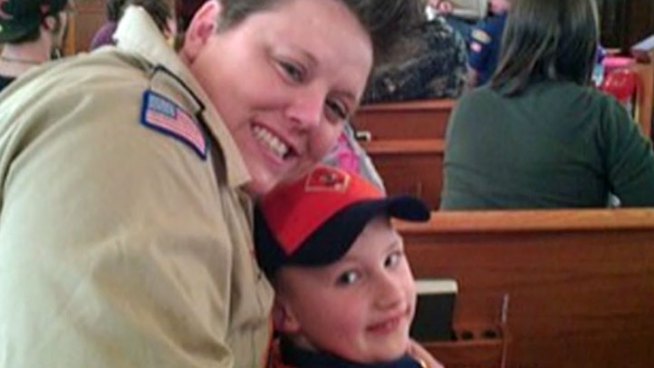 Jennifer Tyrell, a former den leader, ousted over her sexuality, will deliver a petition to the Boy Scouts of America Wednesday supporting her reinstatement.