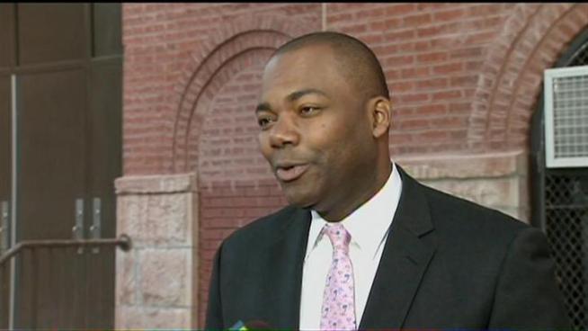 http://media.nbcbayarea.com/images/brizardCPSfirstdayWEBEdlVersion1_6977183_722x406_2118999100.jpg