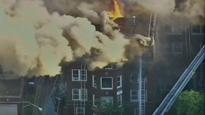Fire broke out at a four-story, courtyard-style building at 714 E. 82nd St. before 5:30 a.m. Anthony Ponce reports.