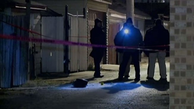 Federico Martinez, 32, was shot and killed Wednesday night just a few houses away from where he lived. Lauren Jiggetts reports.