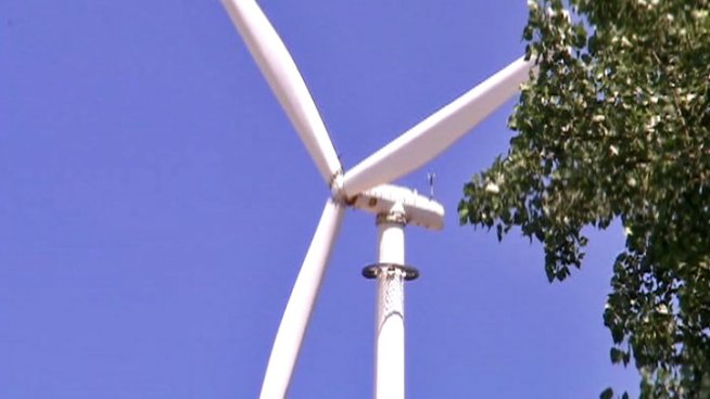 Some Libertyville residents are asking that a Lake County judge decide whether village officials acted within the law when they issued a permit to build a 120-foot wind turbine in their neighborhood.