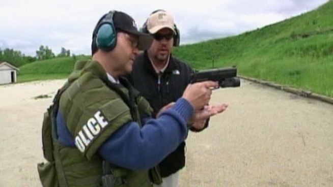 Metropolitan Water Reclamation District votes against conservationists opposed to gun range along Calumet River.