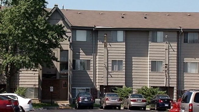 Neighbors said they heard for or five shots at about 4:15 a.m. at the Versailles Apartments. Anthony Ponce reports.