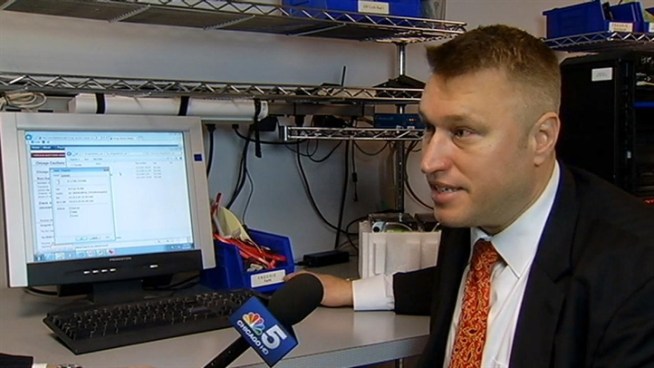 Forensicon President Lee Neubecker explains how he found the voter data.