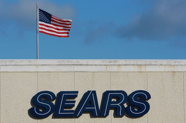 Sears Embraces Social Networking