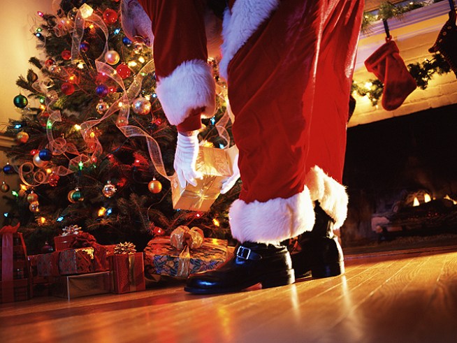 There are lots of good people out there this time of the year, but a secret Santa has made this Christmas one a Joliet woman will never forget.